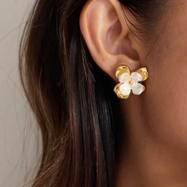 Elegant Pearl Floral Stud Earrings - Image 2