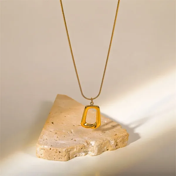 Trendy Geometric Pendant Necklace - Image 2
