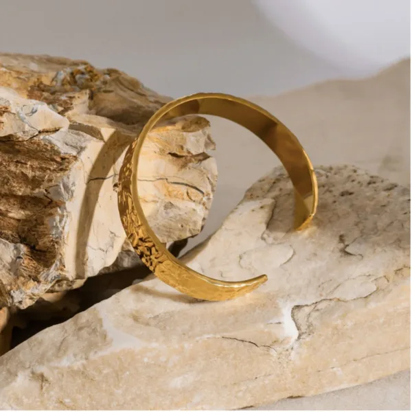 Hammered Stainless Steel Bangle Bracelet - Image 5