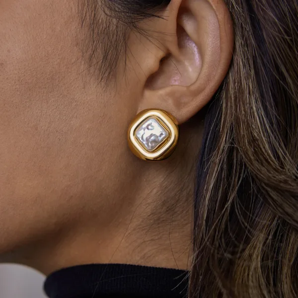 Elegant Pearl Floral Stud Earrings - Image 3