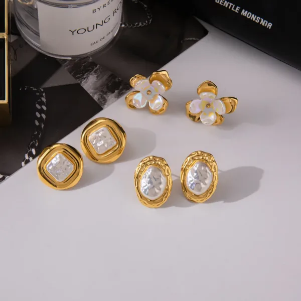Elegant Pearl Floral Stud Earrings - Image 6